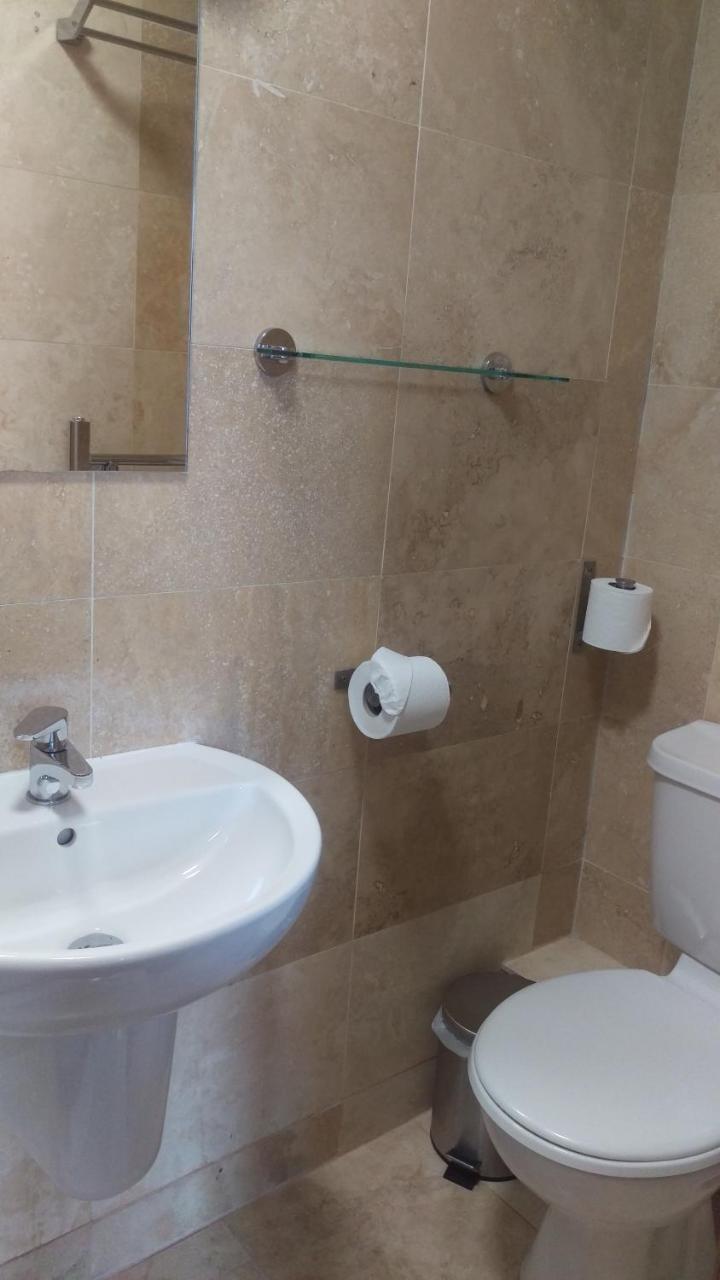 Cambridge House Hotell EDI Eksteriør bilde